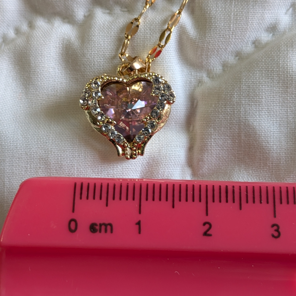 Four Golden Heart Pendant Necklaces  with ALEXANDRITE colored Stones 17"-19" - Picture 10 of 13